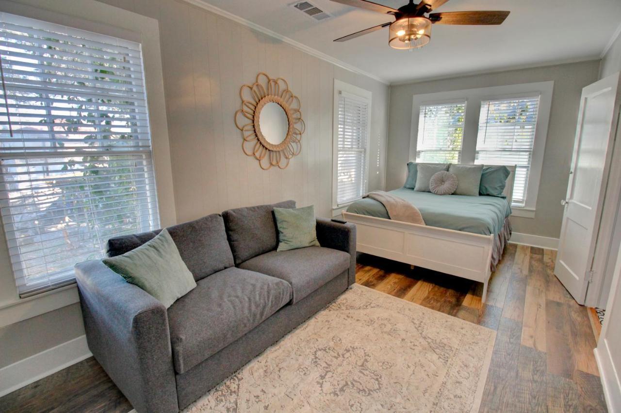 Heart Of Galveston Stylish Apt Near Attractions Exterior photo